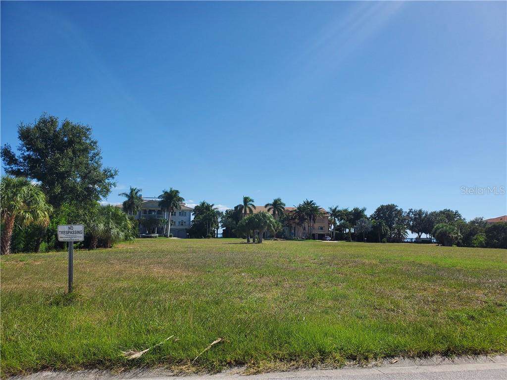 61ST Avenue - Photo 1