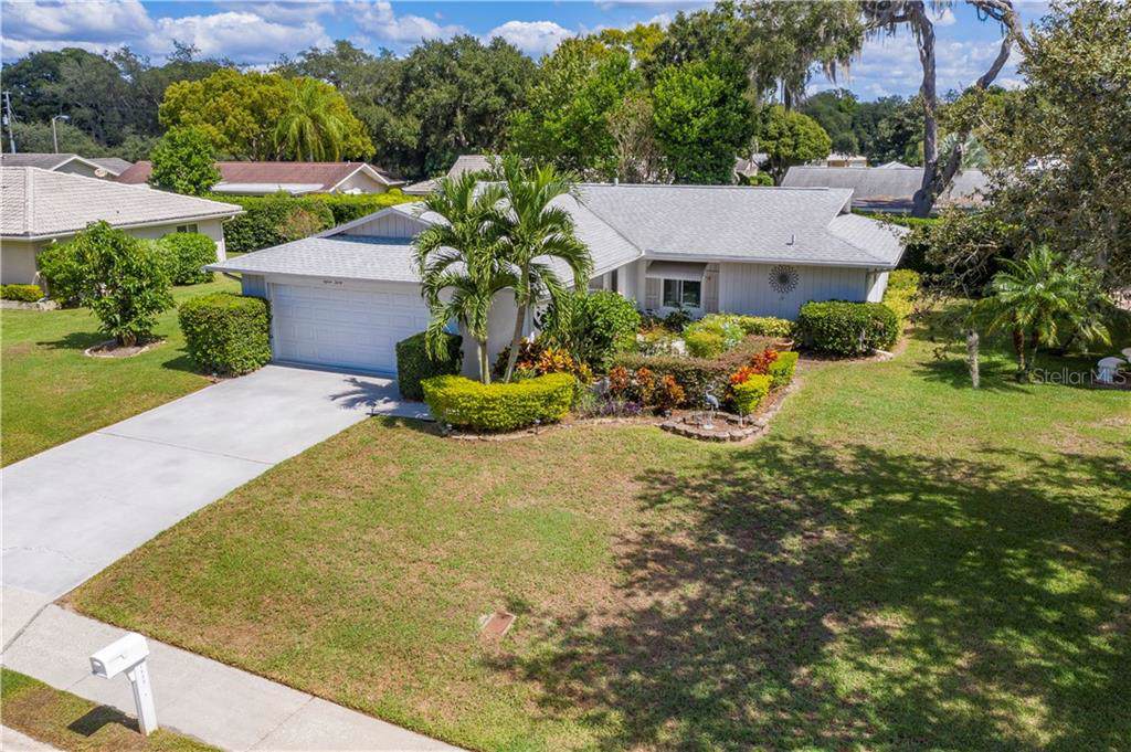 1530 Dorchester Drive - Photo 1