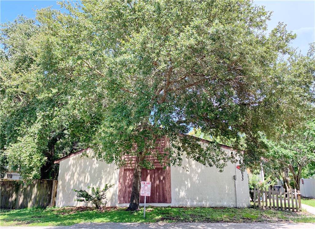 15633 Avalon Avenue - Photo 1