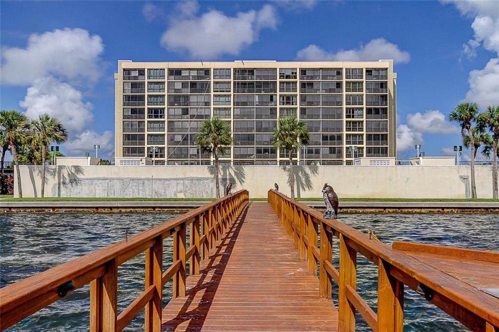 7100 Sunshine Skyway Lane - Photo 1