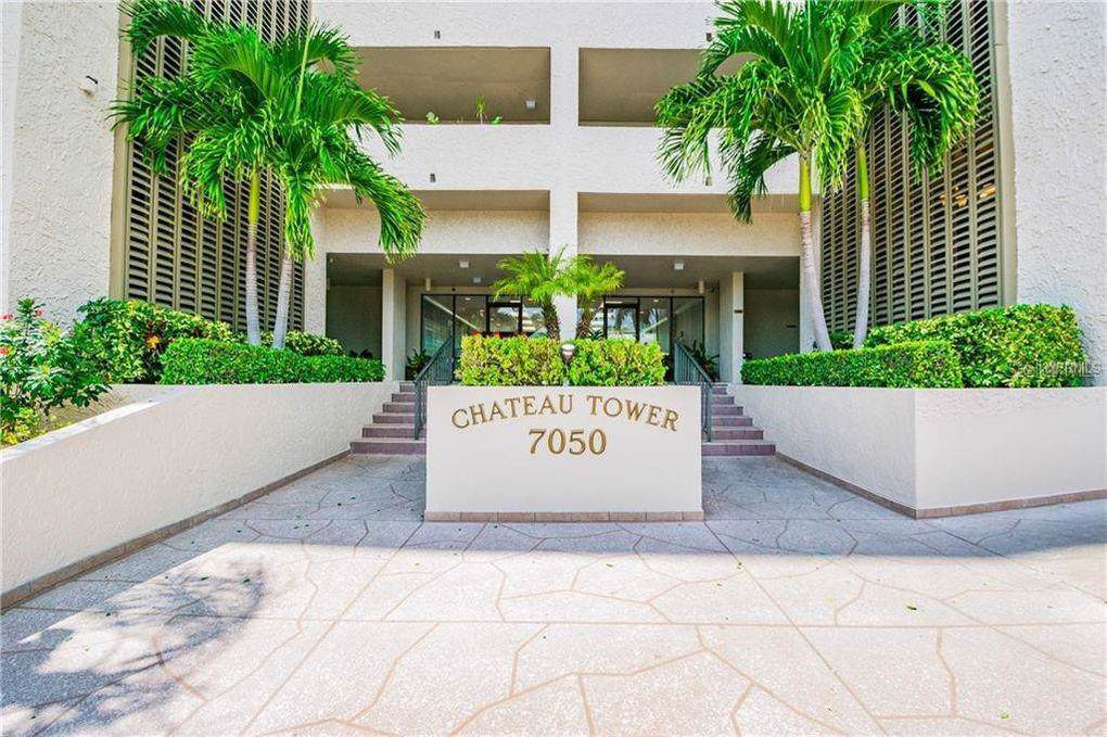 7050 Sunset Drive - Photo 1