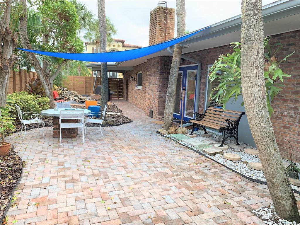 2802 Pass A Grille Way - Photo 1
