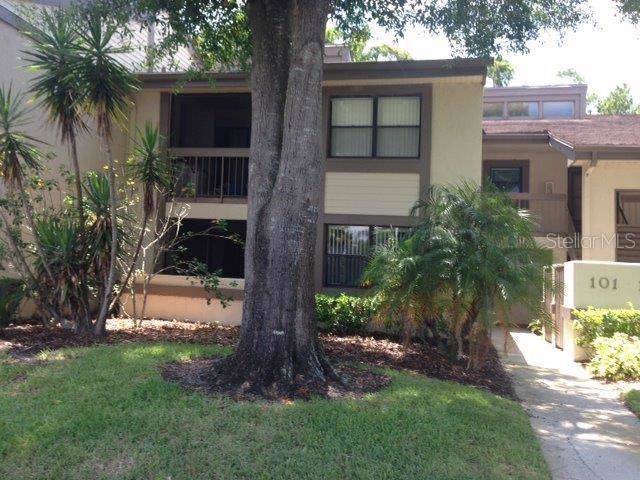 105 Woodlake Lane - Photo 1