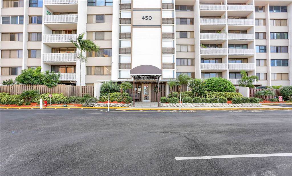 450 Treasure Island Causeway - Photo 1 450 Treasure Island Causeway - Photo 1