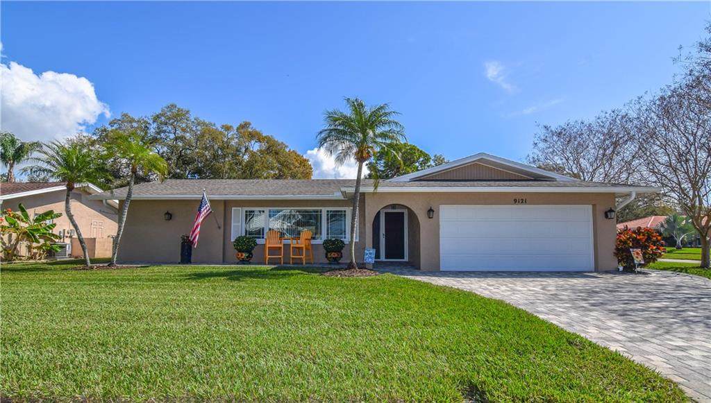 9121 136TH Street - Photo 1