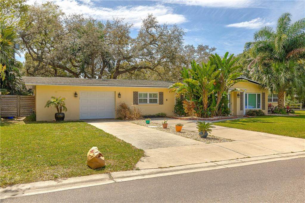 605 San Salvador Drive - Photo 1