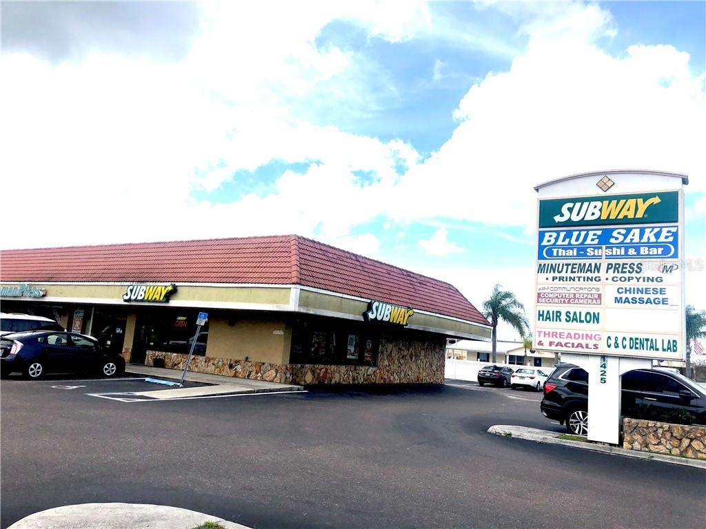 1425 Main Street - Photo 1