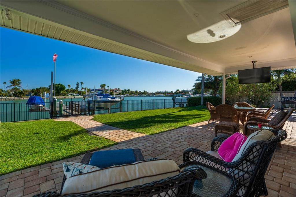 35 Dolphin Drive - Photo 1