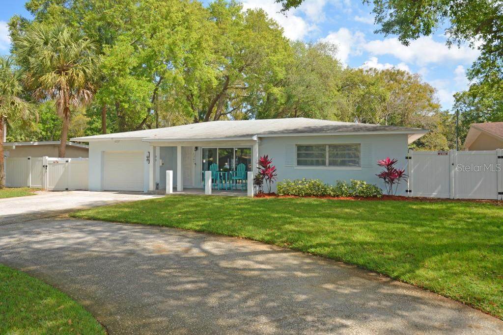 1207 Jungle Avenue - Photo 1