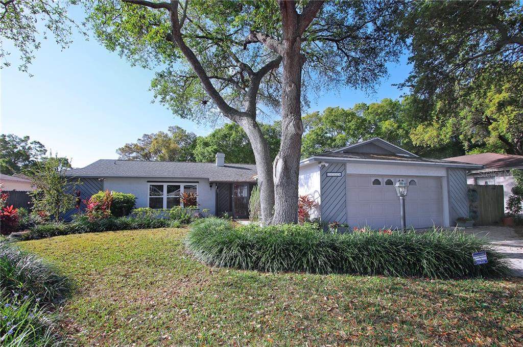 11154 113TH Avenue - Photo 1