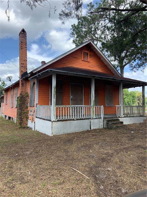 38923 Chapman Street - Photo 1