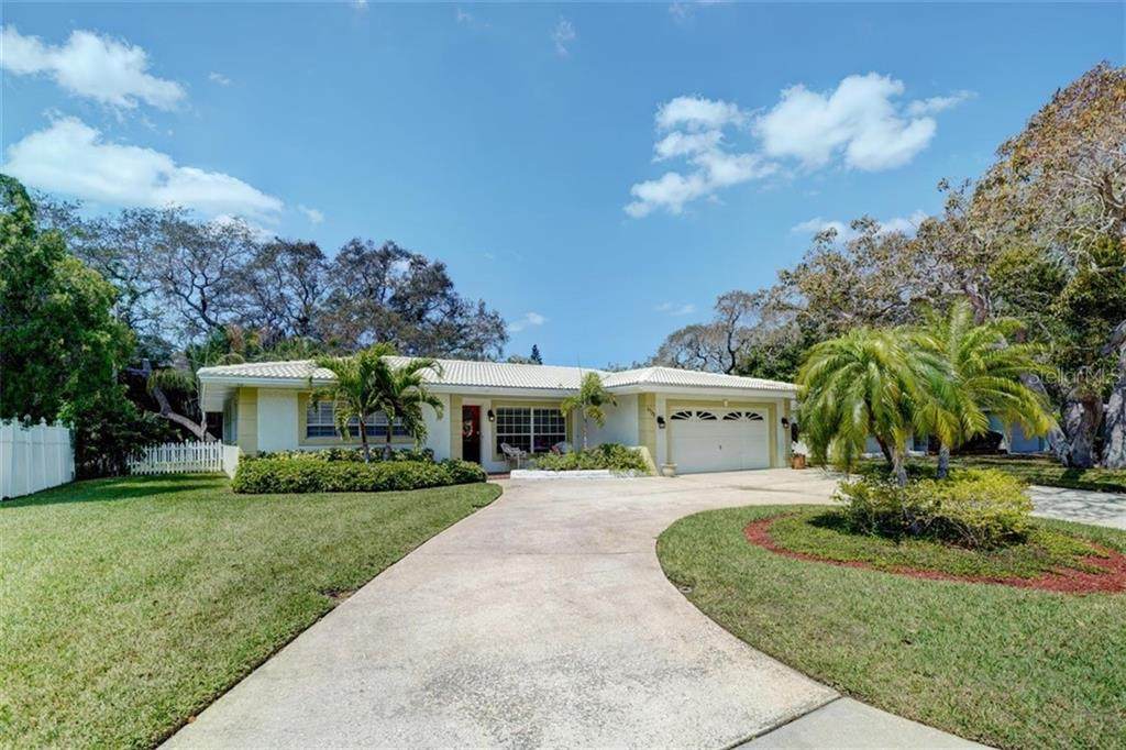 1722 Meredith Lane - Photo 1