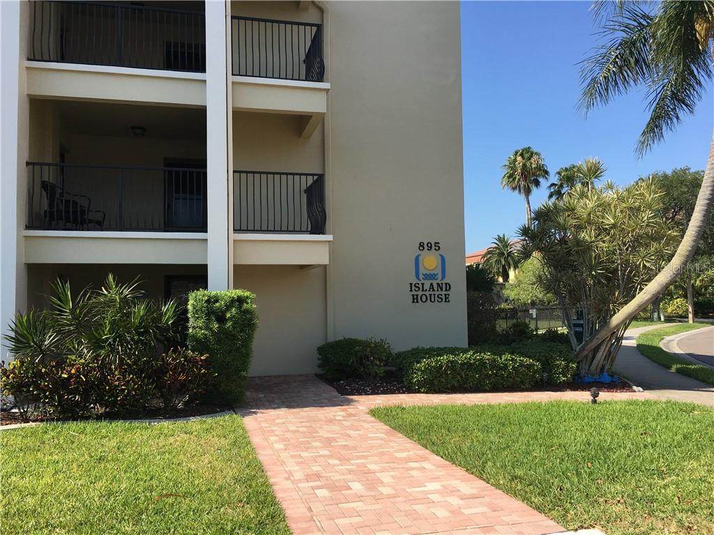 895 Gulfview Boulevard - Photo 1