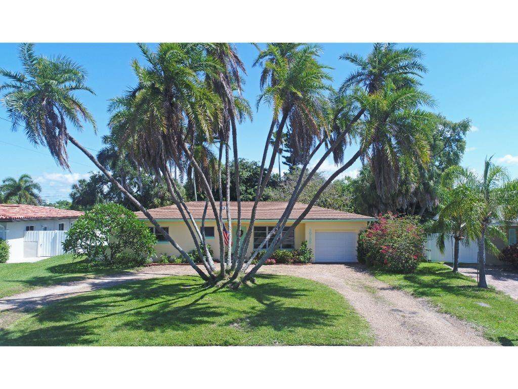 10135 Yacht Club Drive - Photo 1 10135 Yacht Club Drive - Photo 1
