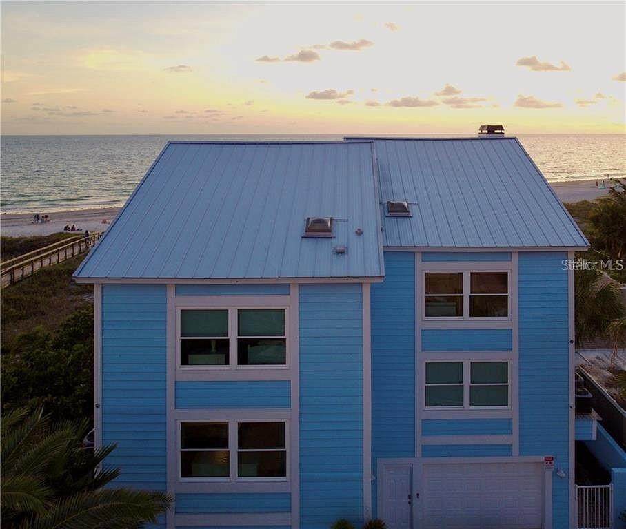 17820 Lee Avenue - Photo 1