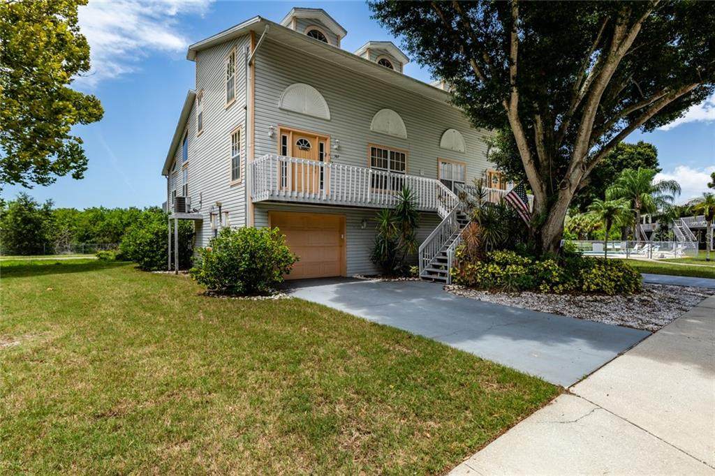 567 Oceanside Court - Photo 1