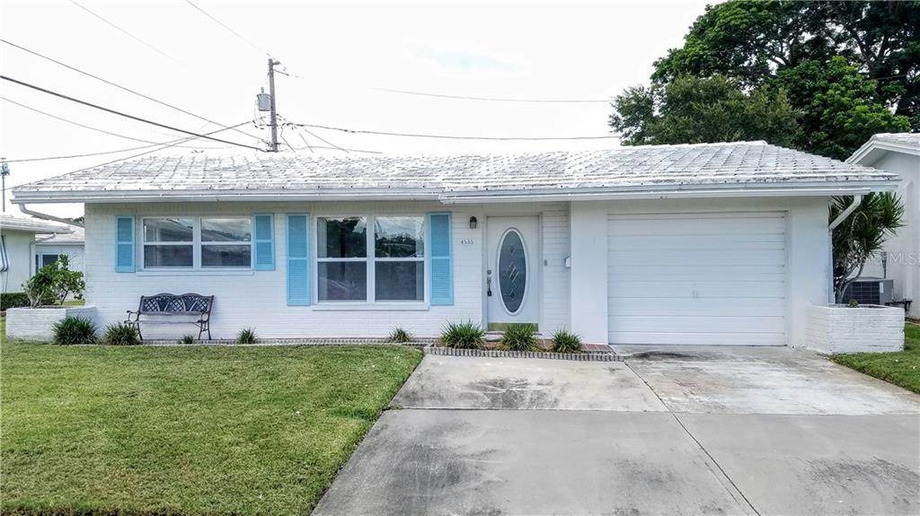 4535 98TH Avenue - Photo 1