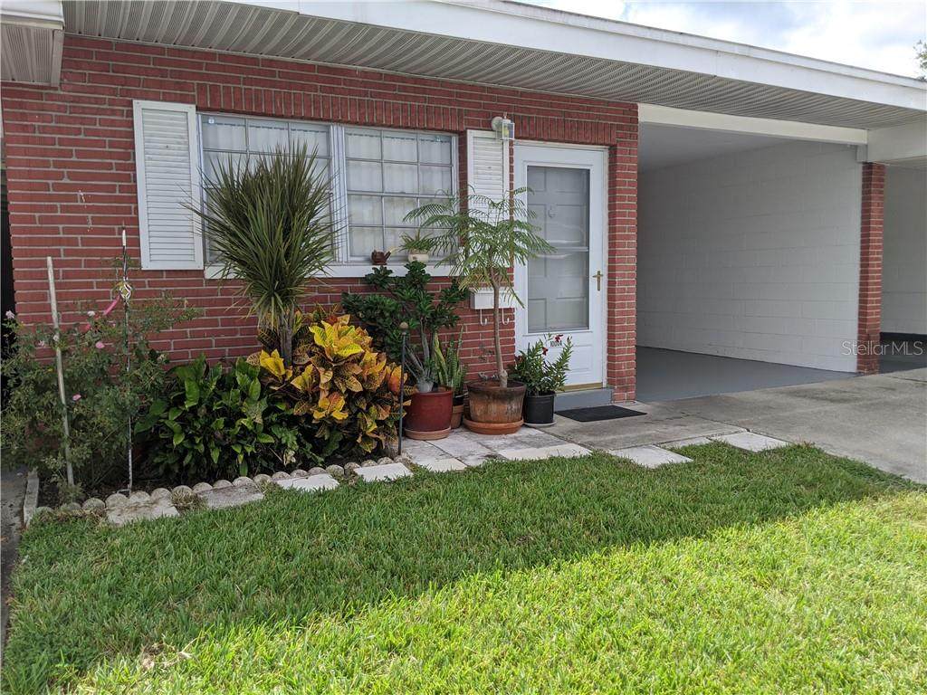 10004 Daffodil Street - Photo 1