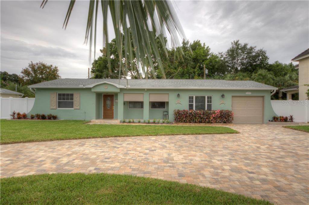 1033 Snell Isle Boulevard - Photo 1