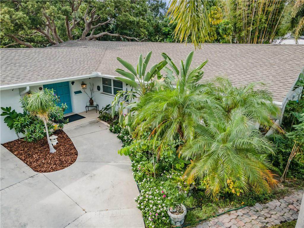 1708 Cypress Avenue - Photo 1