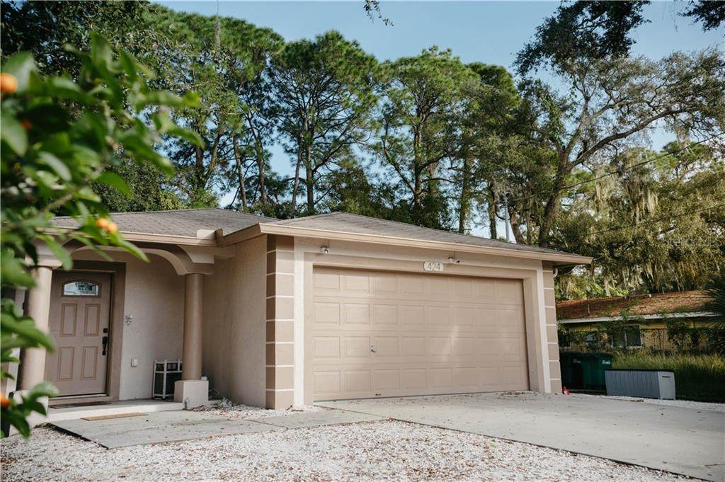 424 Mapleway - Photo 1