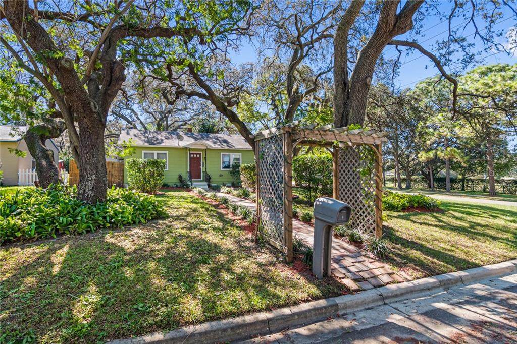 1401 Rogers Street - Photo 1