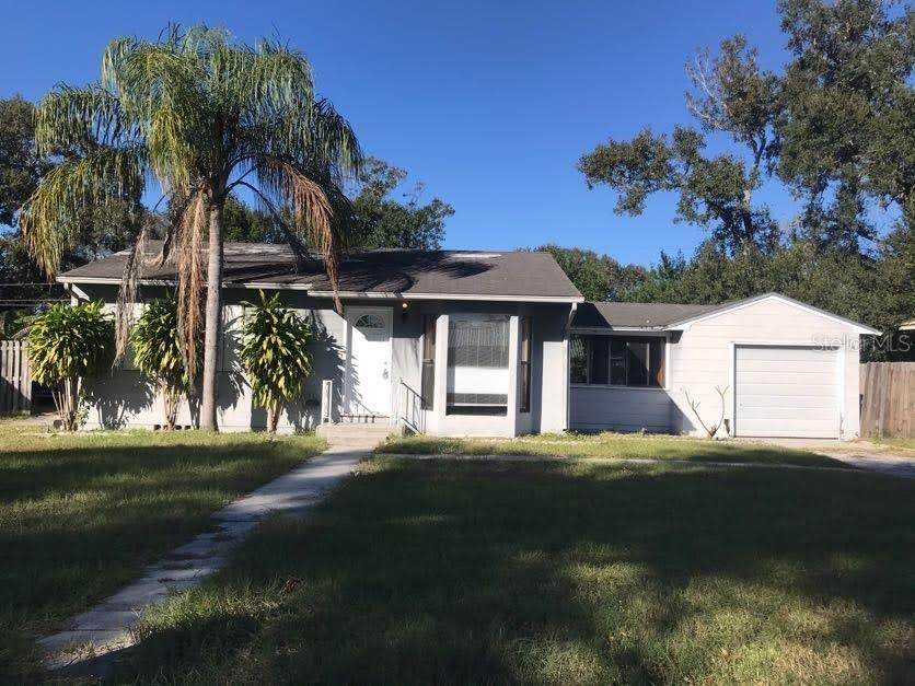 5131 48TH Avenue - Photo 1