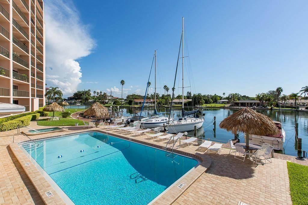 51 Island Way - Photo 1