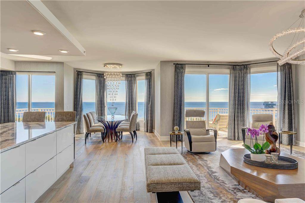 555 5TH Avenue - Photo 1