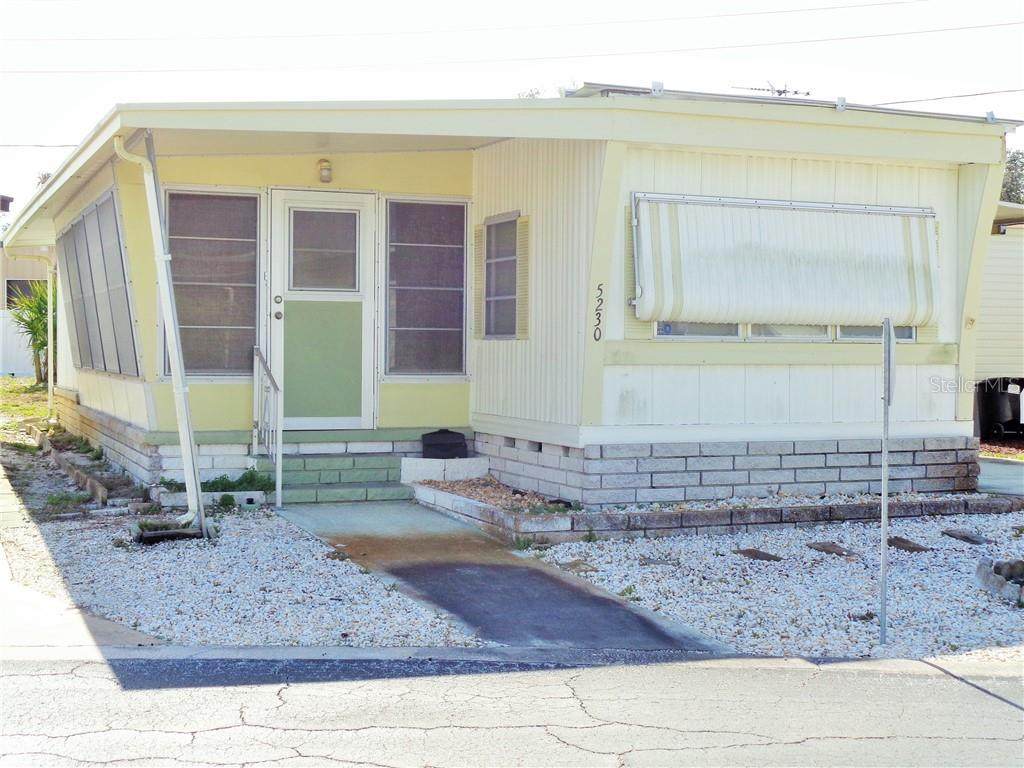 5230 Fairfield Avenue - Photo 1