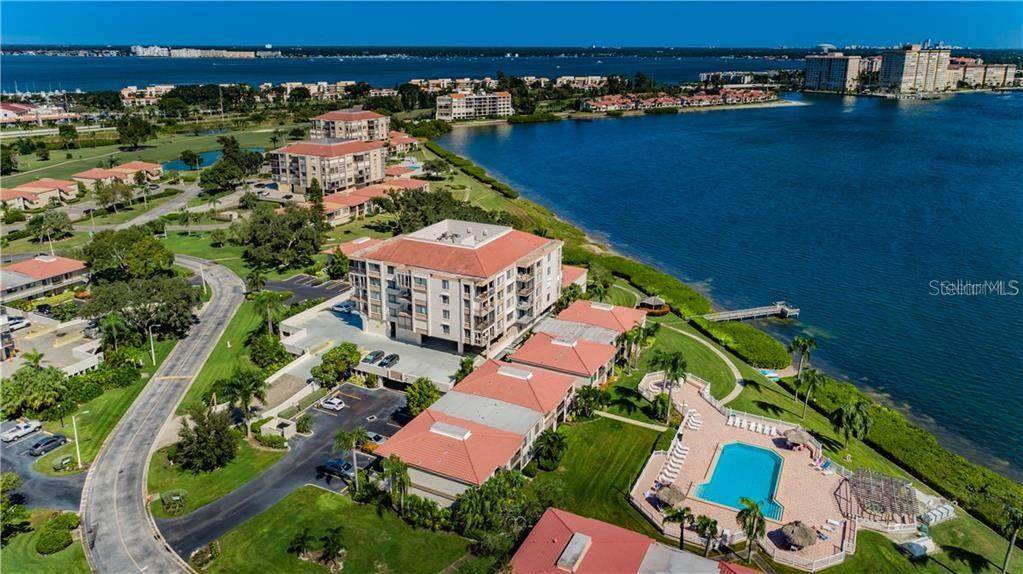6218 Palma Del Mar Boulevard - Photo 1