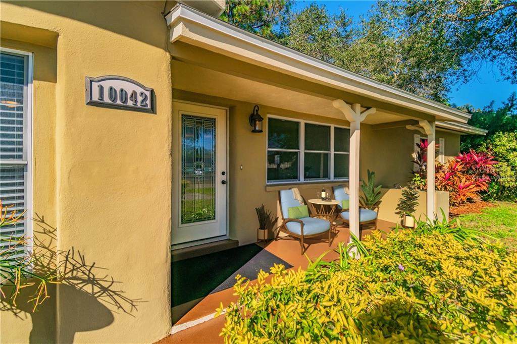 10042 Seminole Boulevard - Photo 1