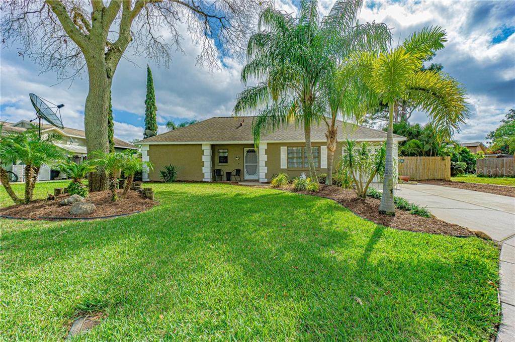 2440 Fieldcrest Court - Photo 1