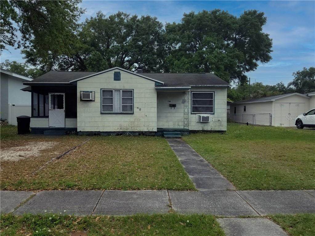 748 61ST Avenue - Photo 1