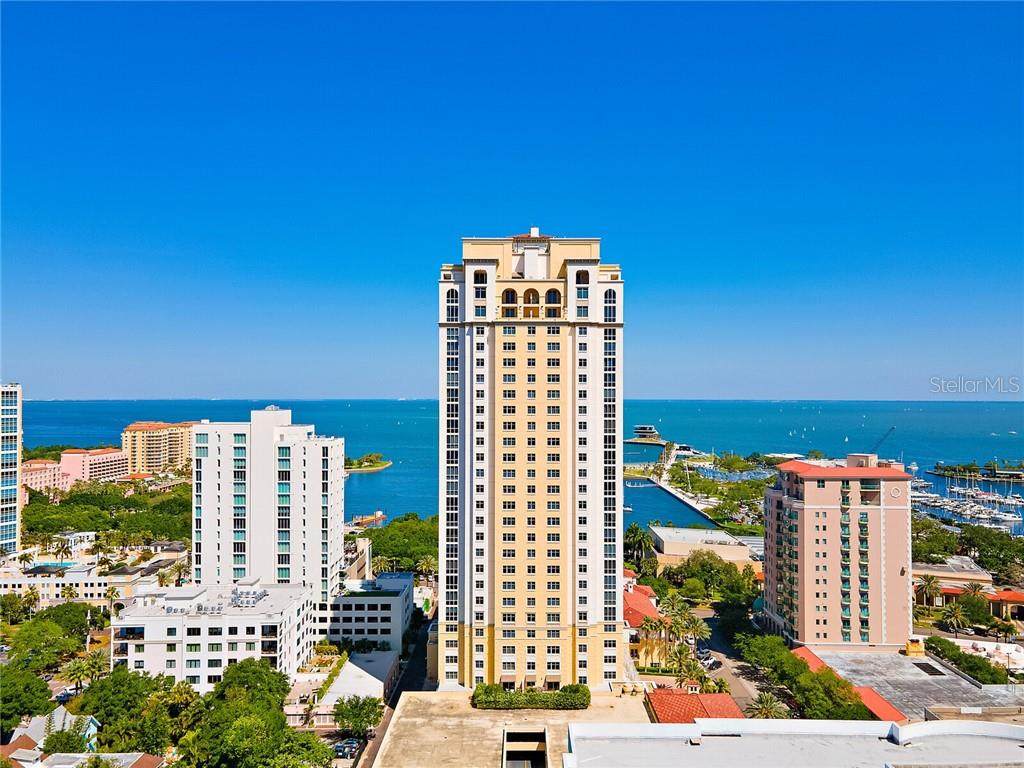 300 Beach Drive - Photo 1