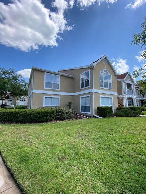 9481 Highland Oak Drive - Photo 1