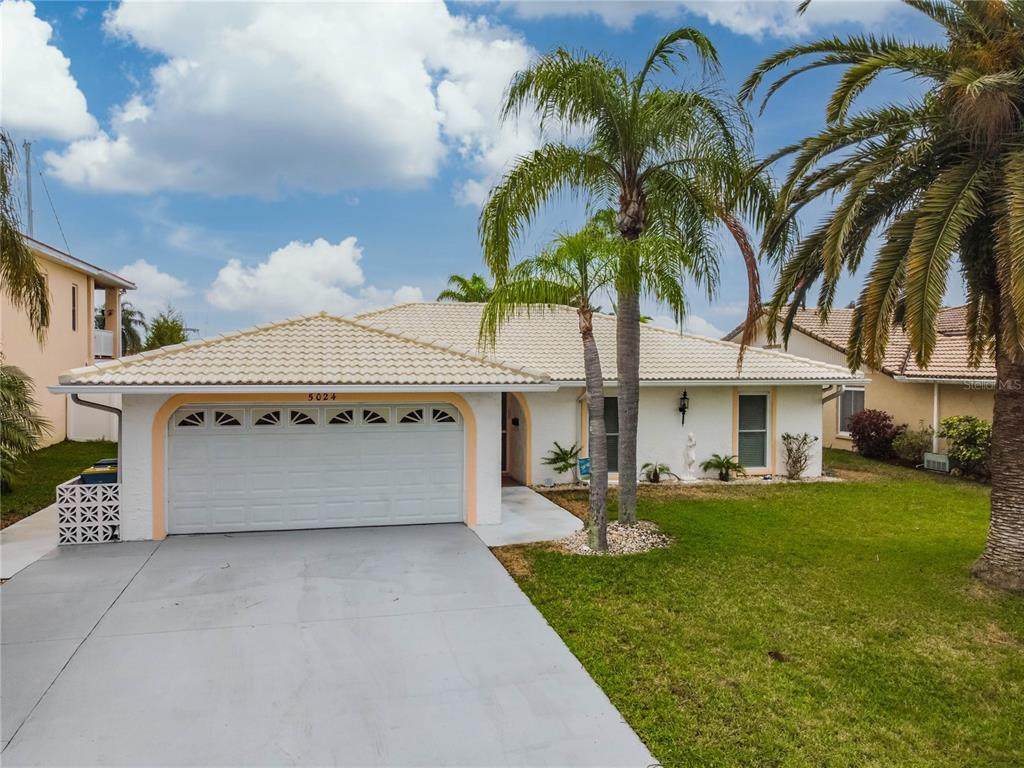 5024 Glenn Drive - Photo 1