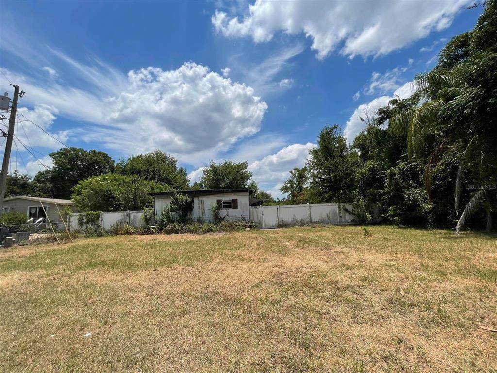 1940 Andrews Loop - Photo 1