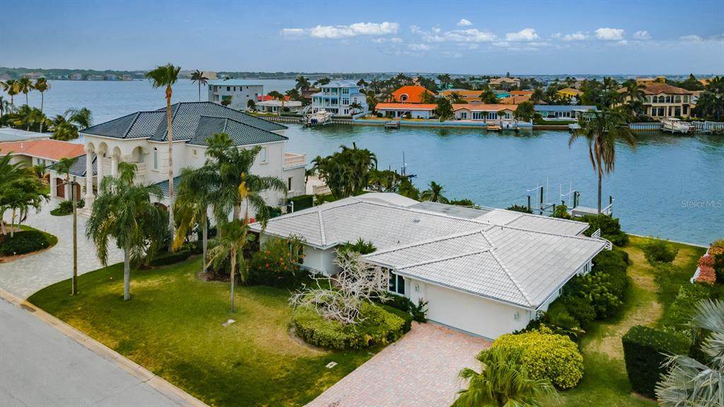 220 Howard Drive - Photo 1
