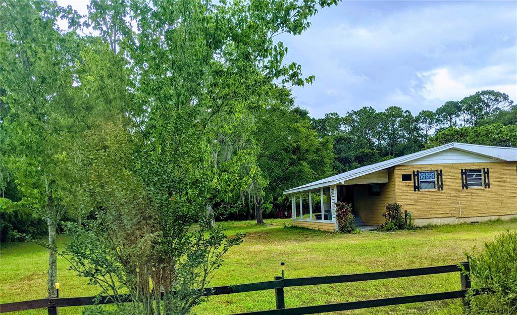 6204 Boyette Road - Photo 1