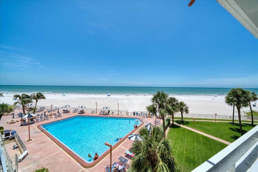 17940 Gulf Boulevard - Photo 1
