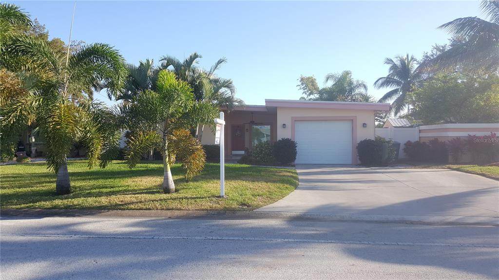 765 115TH Avenue - Photo 1
