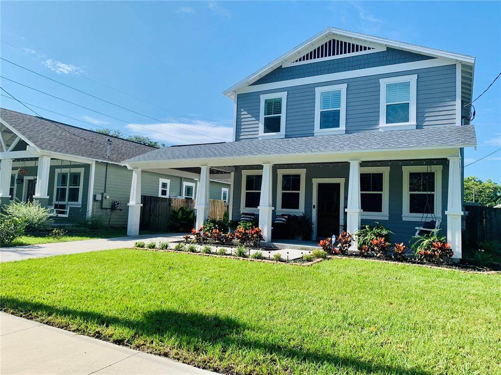1919 Paris Street - Photo 1