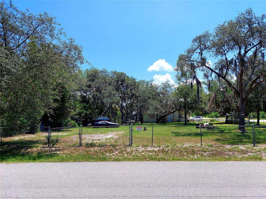 12227 Terra Ceia Avenue - Photo 1