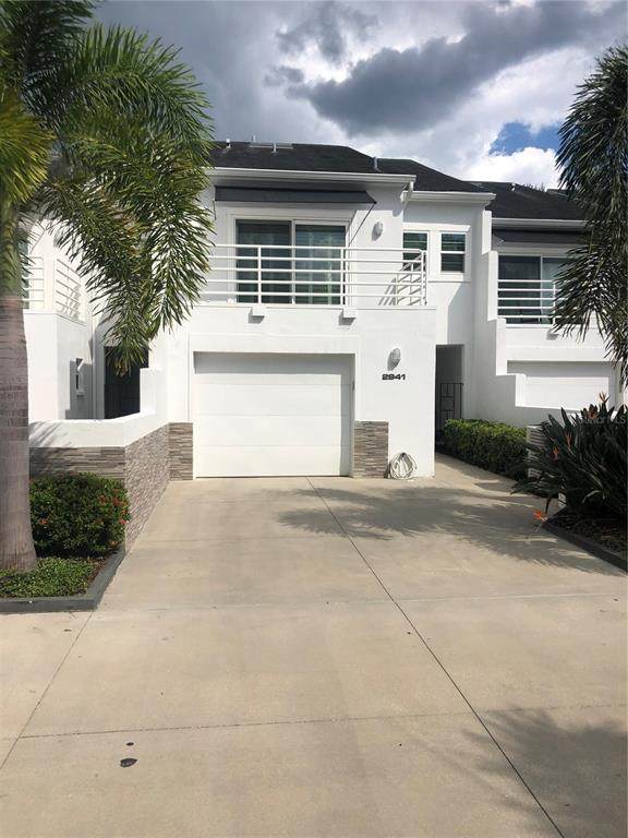 2941 Knights Avenue - Photo 1