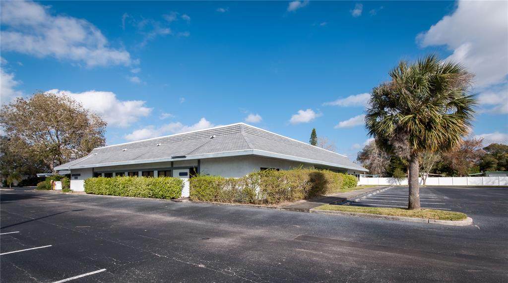 1501 Belcher Road - Photo 1