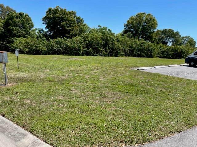 10033 Seminole Boulevard - Photo 1