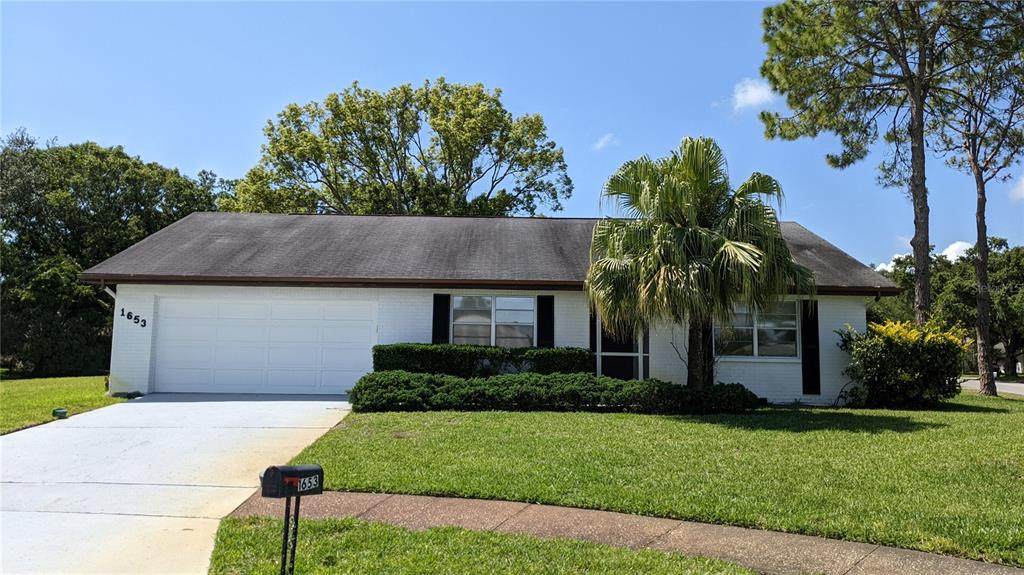 1653 Caledonia Circle - Photo 1