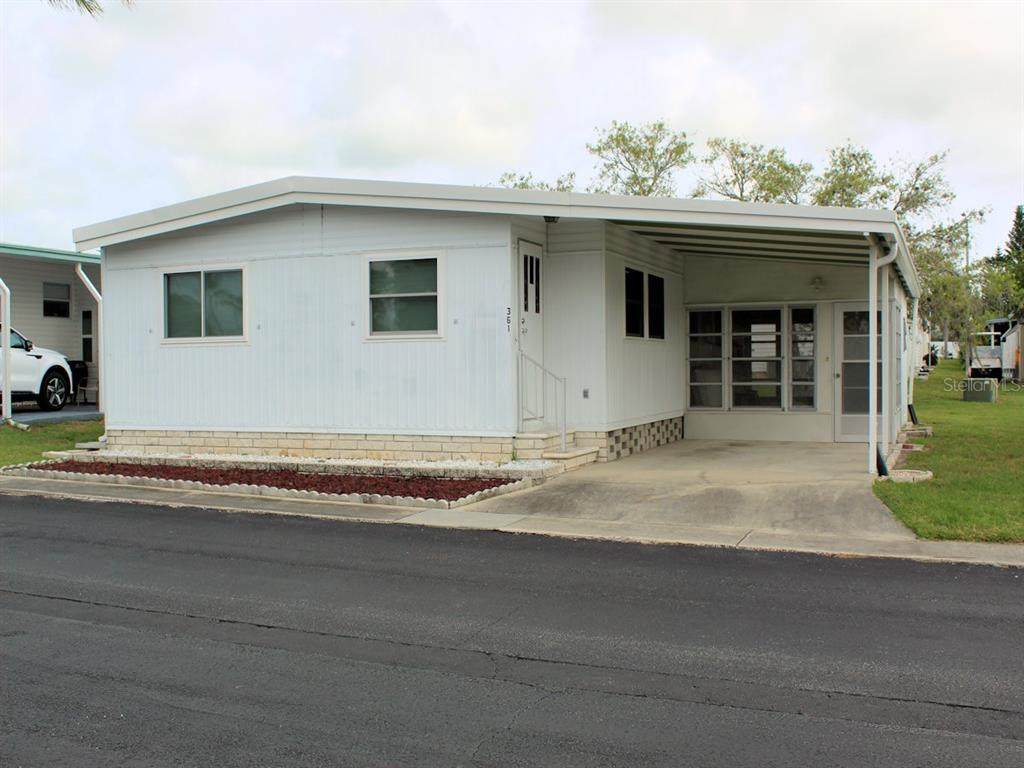 361 King Palm Street - Photo 1
