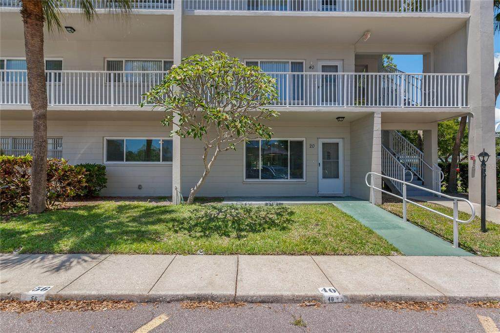 2070 World Parkway Boulevard - Photo 1